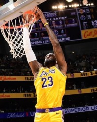 开云电子-胜场数历史第一！077被禁赛，詹姆斯21分10板12助，复出后9胜1负|湖人|洛杉矶湖人队|华盛顿奇才队|卢卡-东契奇|丹佛掘金队_新浪体育_新浪新闻