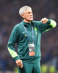 开云登录入口地址-北青体育：塞蒂恩何必死抱三中卫不撒手呢？能不能更尊重对手？