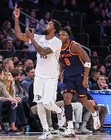 开云官方网站-马绍尔谈出色表现：多待在球馆训练 保持侵略性抓住防守给的机会