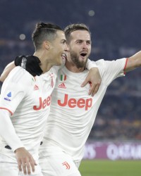 开云电子-皮亚尼奇：梅西从不练任意球但比赛时能进；C罗凌晨两点还加练