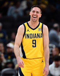 麦康奈尔父亲：儿子G6表现非常棒，就是有点失望他罚丢了两球