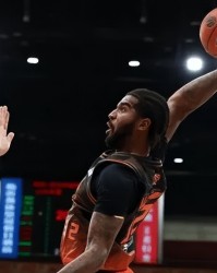 开云电子-山东这三外援咋整？鲍威尔+克里斯关键球连崩，珀赛尔持续走低！|山东队|辽宁|德雷克·鲍威尔|诺曼·鲍威尔|比赛_新浪体育_新浪新闻