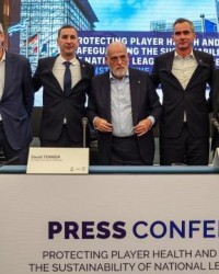 开云官方网站-【观察】赛程太密谁之过？职业足球先拿国际足联开刀