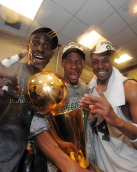 皮尔斯认为如果加内特2009年不受伤，科比不会夺冠！