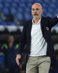 皮奥利：第2球绝对是卢卡斯犯规 必以前四结束今季