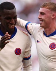 开云电子-拒绝回归曼城！除非瓜帅下课！英超mvp太高调，还在记恨当年替补|帕尔默|瓜迪奥拉|曼联|切尔西|伊蒂哈德_新浪体育_新浪新闻