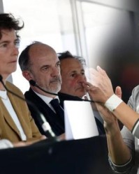 开云官方网站-欠钱的都是爷？姆巴佩对巴黎发起司法进攻！