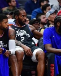 把雷吉防成张伯伦 银河战舰输残阵掘金变联盟笑柄