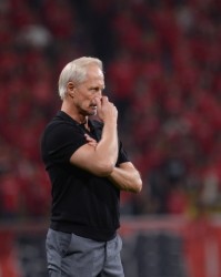 云南主帅：球员在场上已拼尽全力，下半场我们的注意力不集中