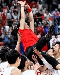 12个月3次下课！郑薇王者归来！奥运下课名帅，再次挂帅出征！